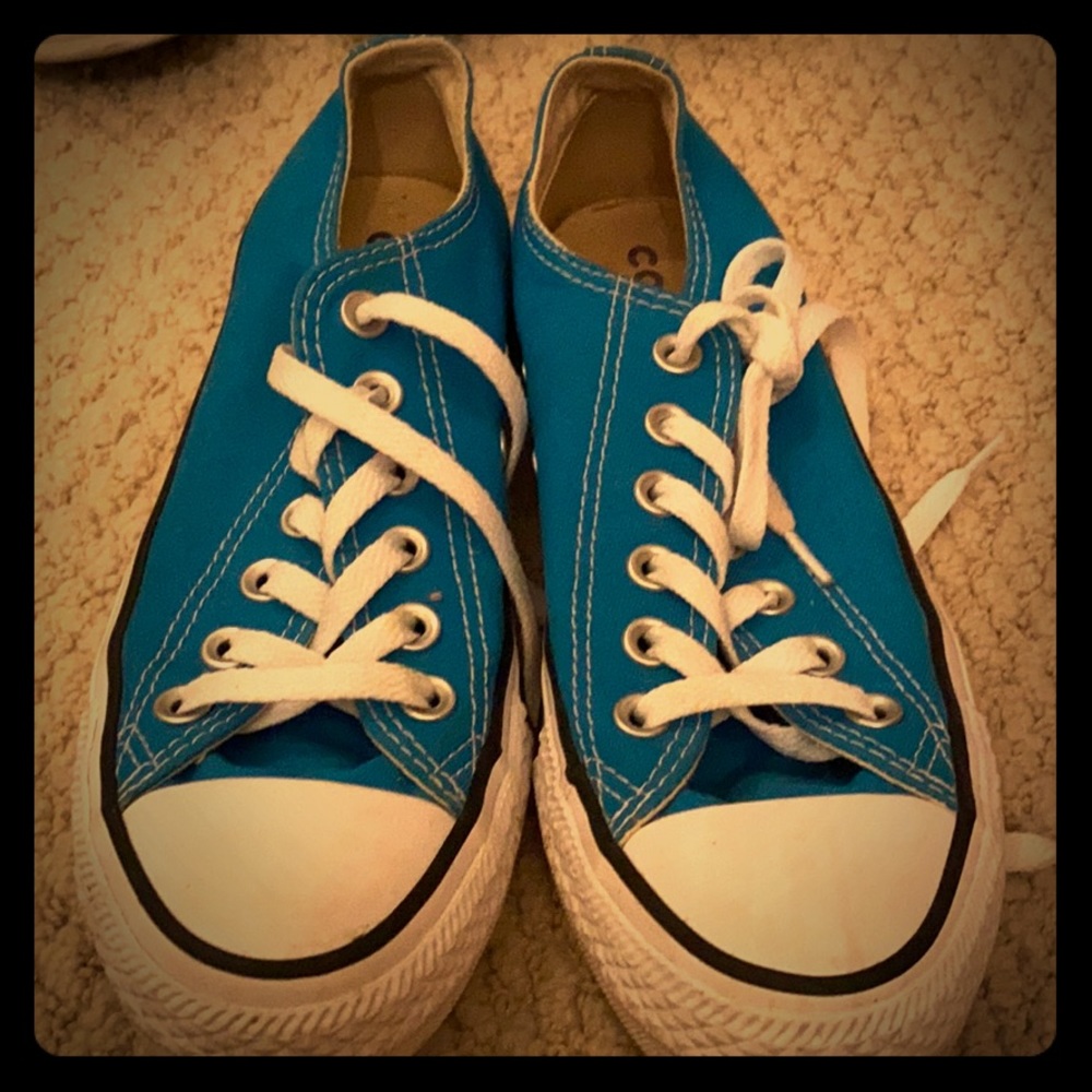 blue converse size women’s 7